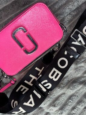 Marc Jacobs Hot Pink Leather Interior Label